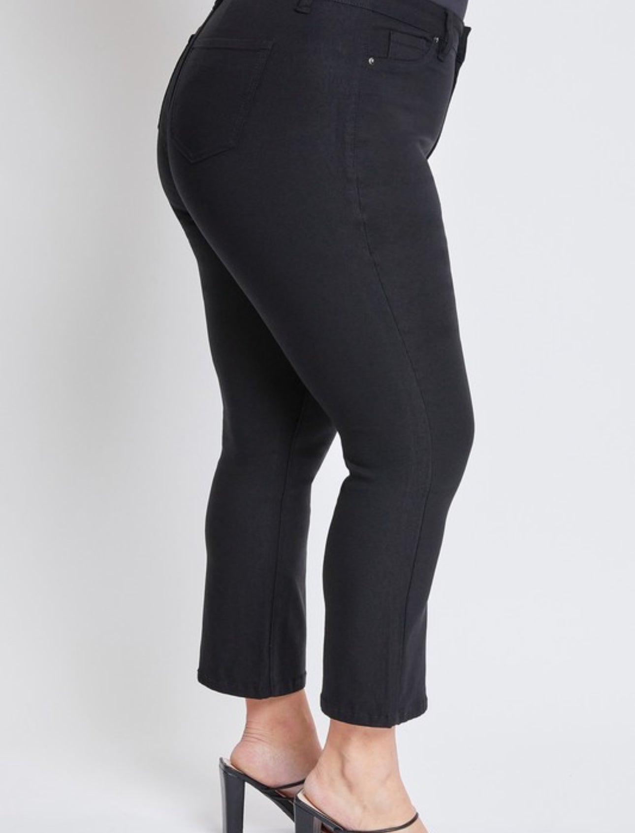 CURVY KELSO CROPPED FLARES