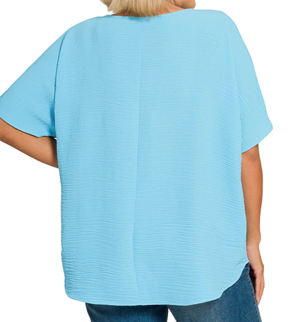 CURVY BROOKE V-NECK TOP