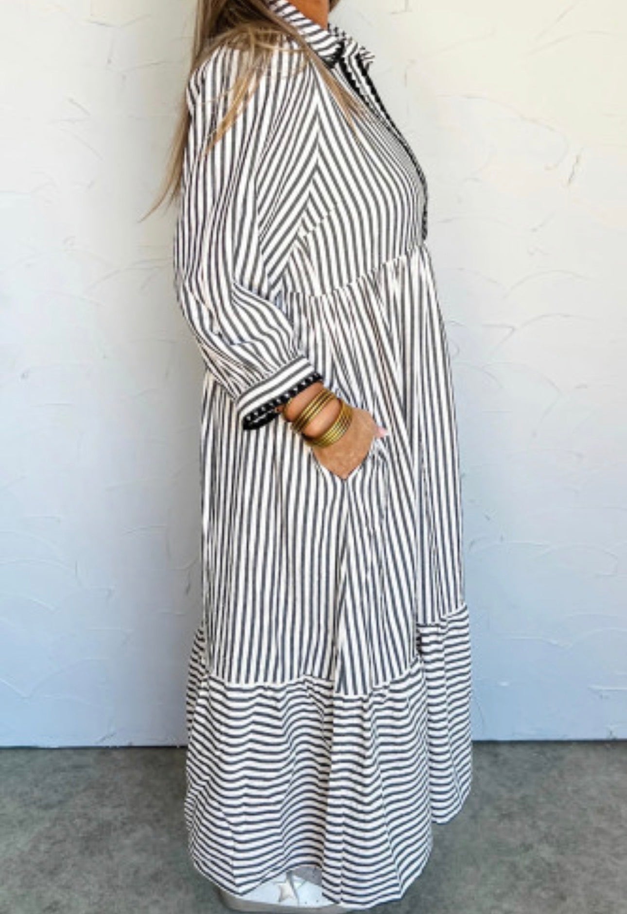 BLACK STRIPED MAXI DRESS