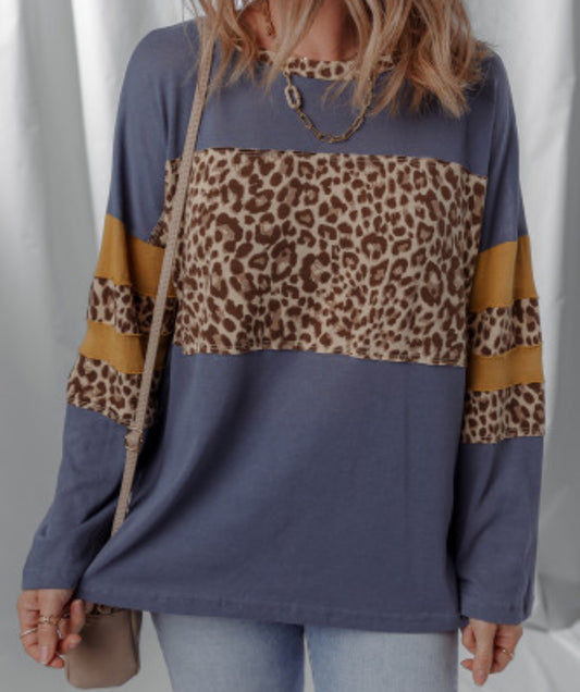 EASY FIT LEOPARD TOP
