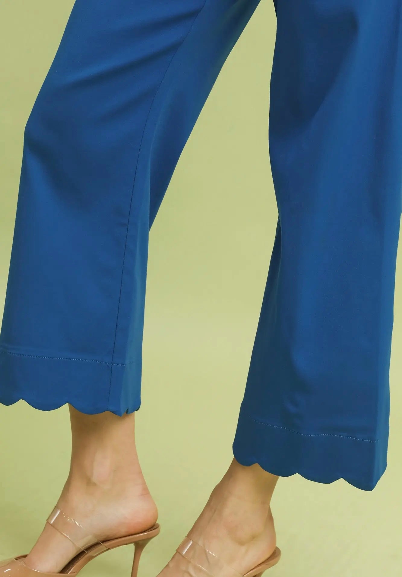 OCEAN SCALLOP HEM PANTS