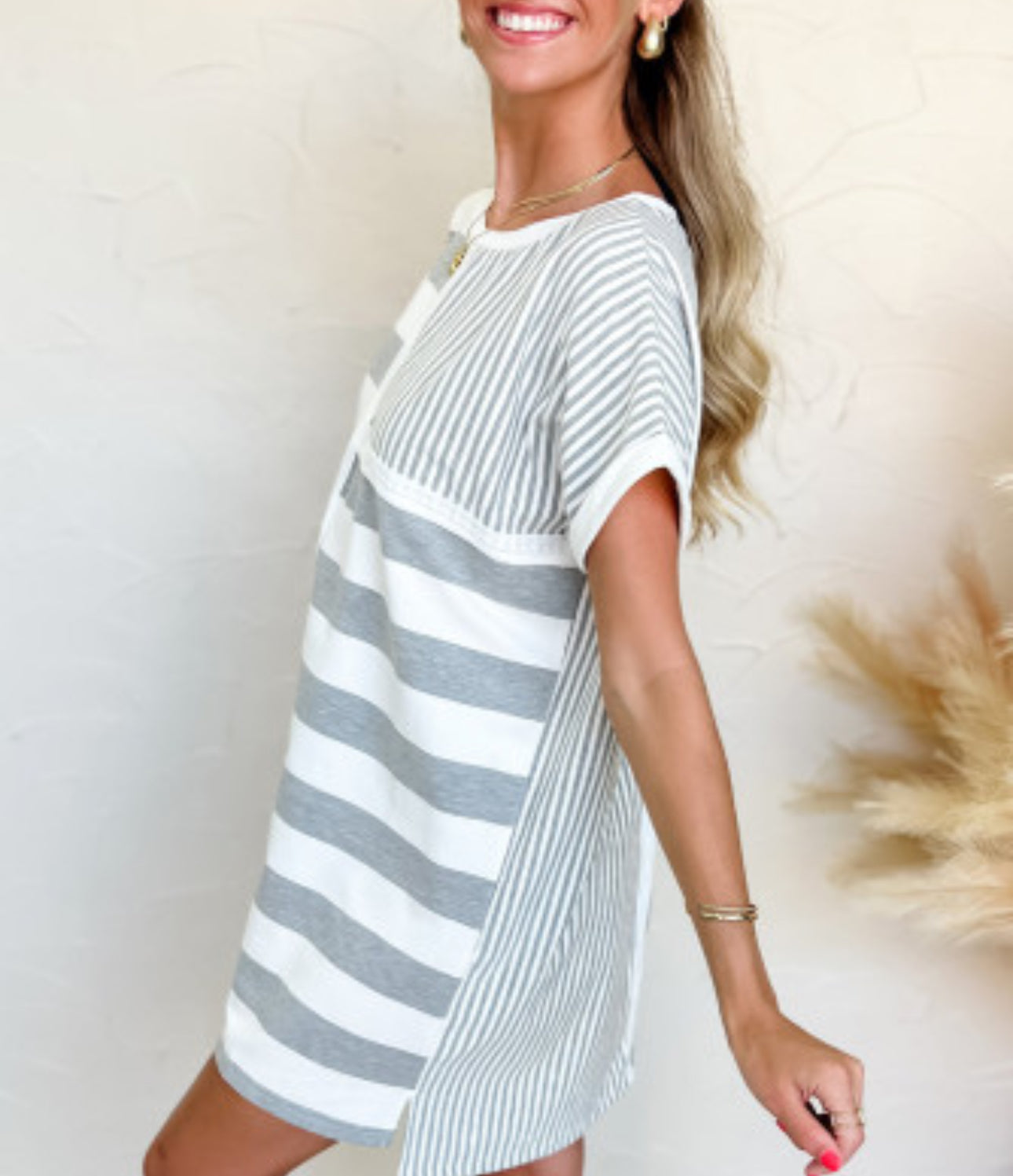 ON THE DAILY DRESS
