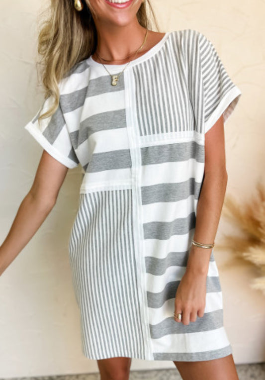 ON THE DAILY DRESS