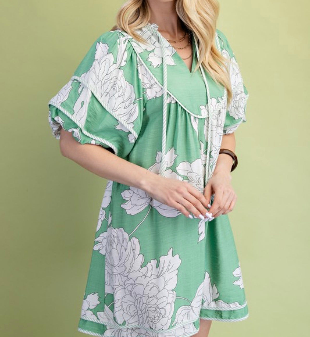 LEO FLORAL SAGE BABYDOLL DRESS