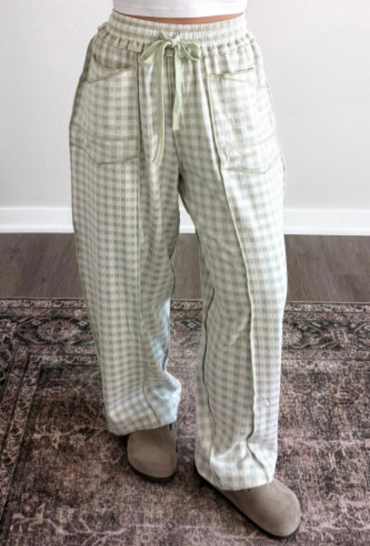 GREEN PLAID PANTS