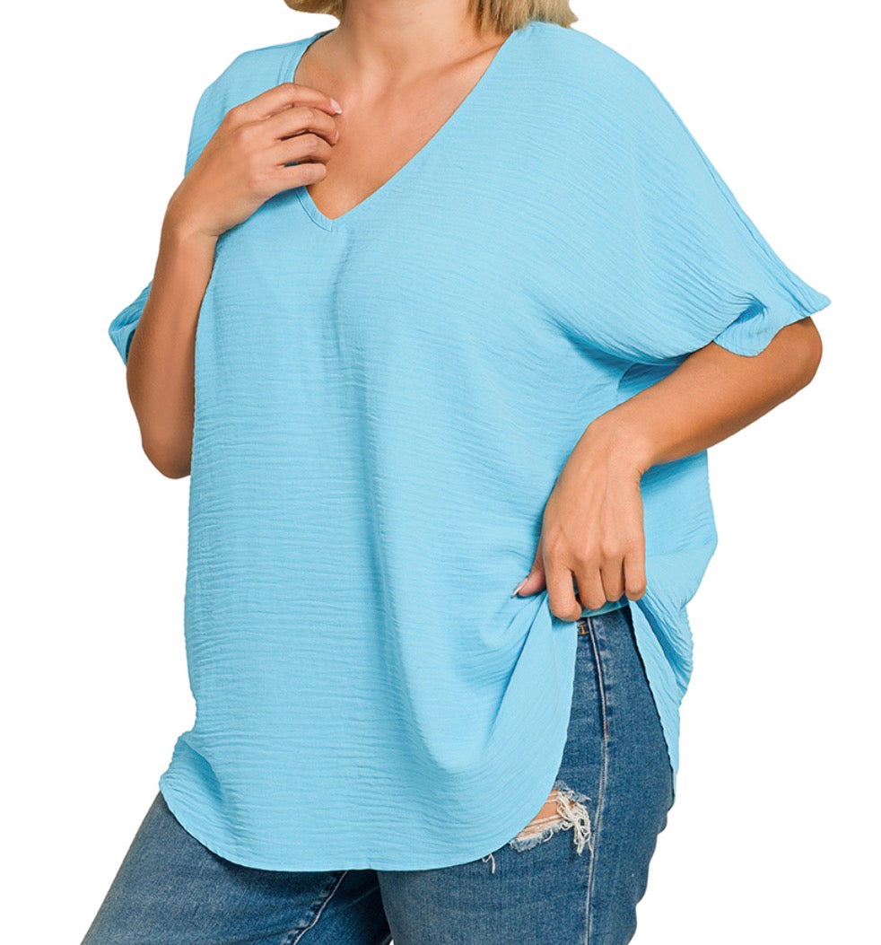 CURVY BROOKE V-NECK TOP