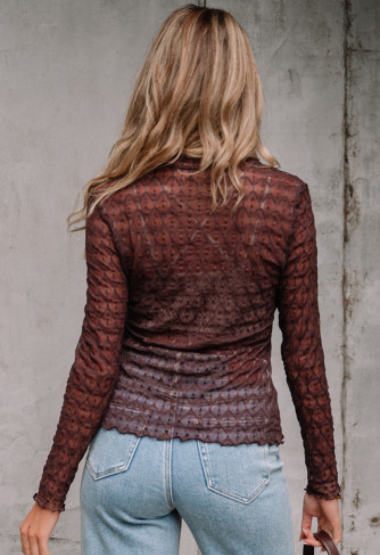 A LITTLE EXTRA SHEER TOP