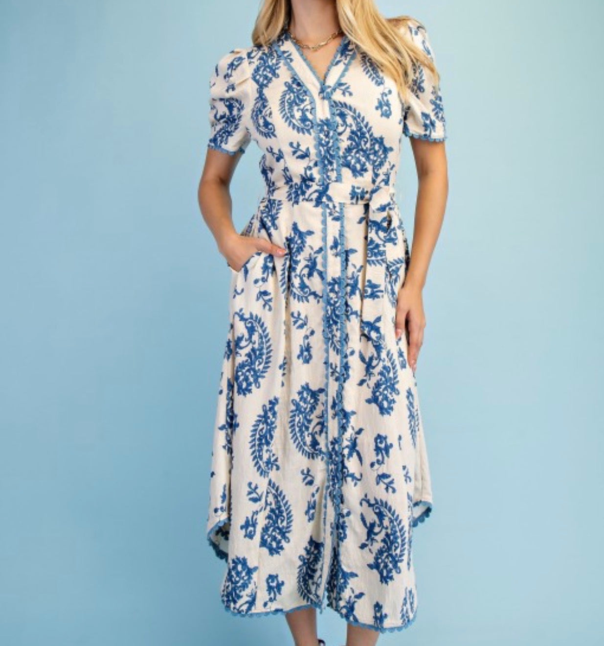 SKYLAR BLUE FLORAL MIDI DRESS