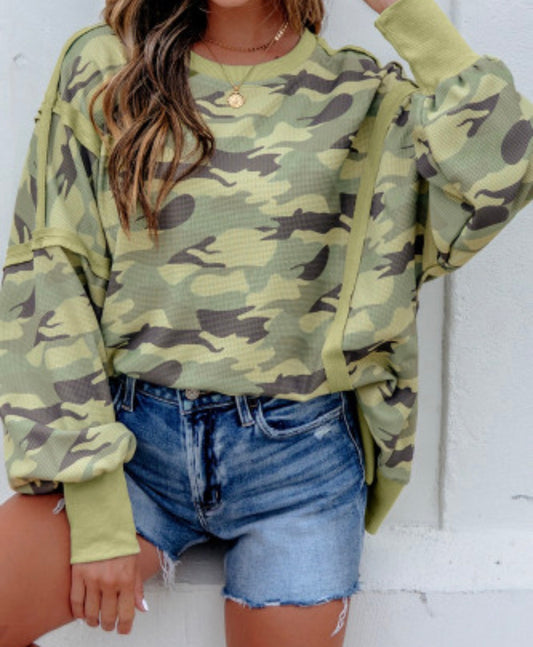 GREEN CAMO TOP