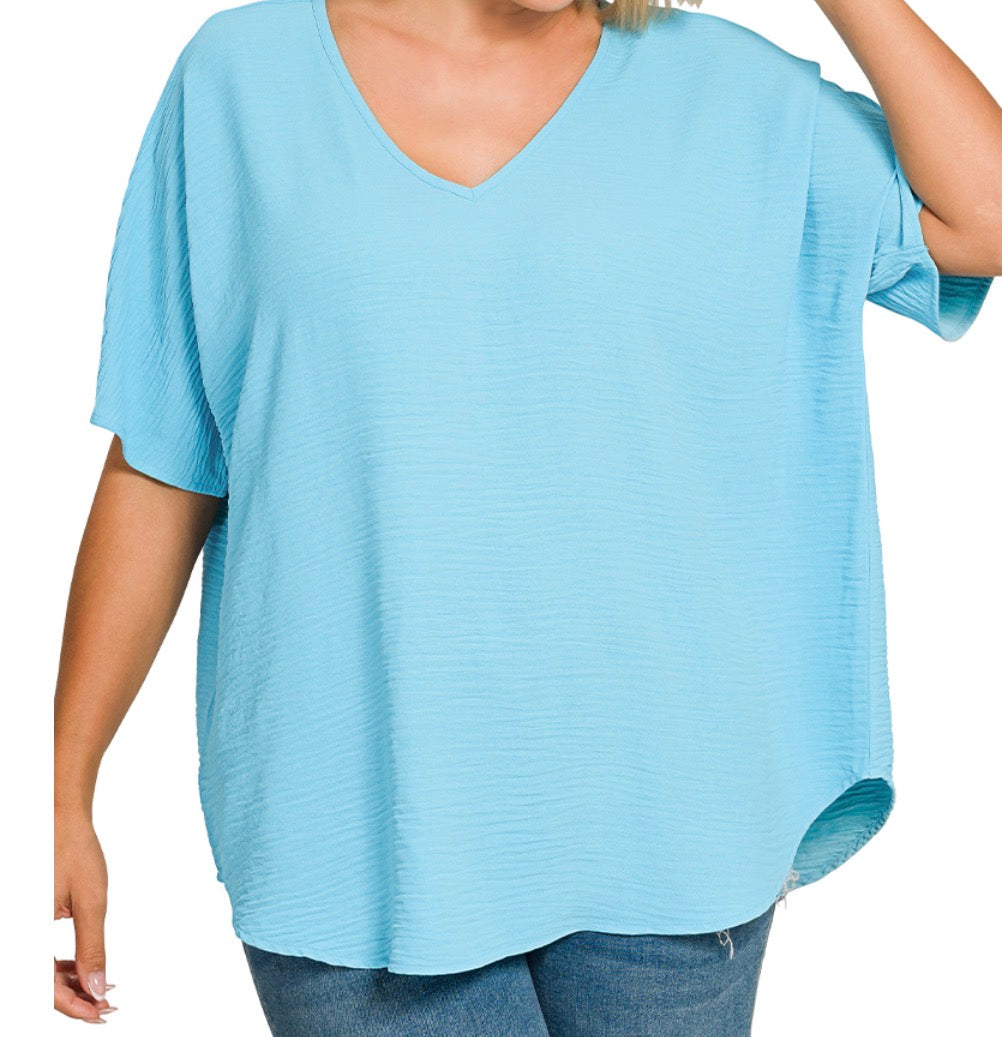 CURVY BROOKE V-NECK TOP